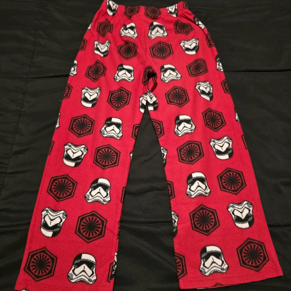 Star Wars Boys 2 Piece‎ Pajamas Set Red Black Size Small 6/7